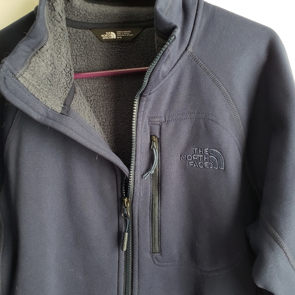 NWOT The North Face Men's Jacket - Picture 2 of 3